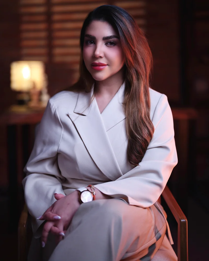 دکتر آتنا وکیلی